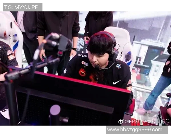 英雄联盟战术剖析：深入探讨FPX战队的进攻策略与执行细节